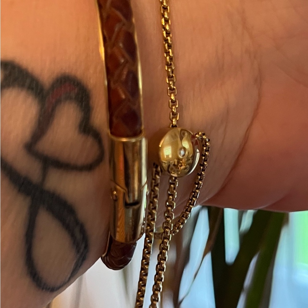 Michael Kors Tortoise and Gold-tone Maritime Link Bracelet (only) - Picture 9 of 11